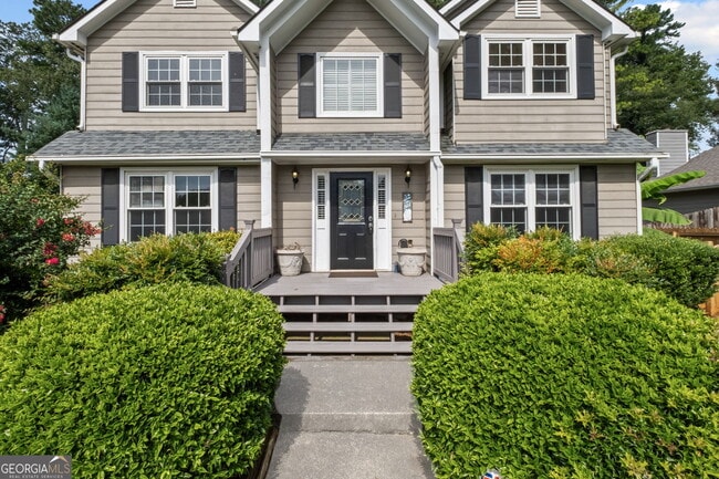 Photo - 2680 Nicholas Ct NE