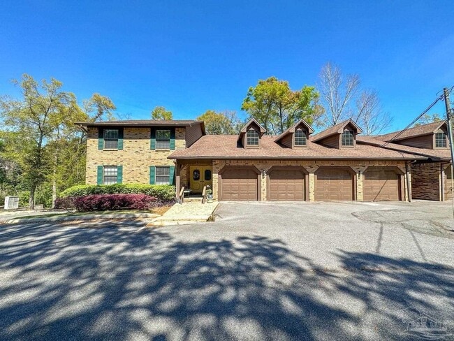 Building Photo - 4831 E Olive Rd Rental