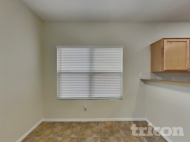 Photo - 3101 Cochiti St NE