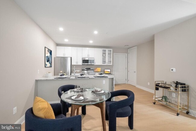 1601 Cherry St Unit 723