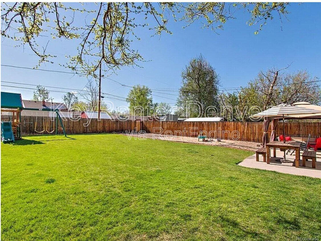 Photo - 4949 N Irving St