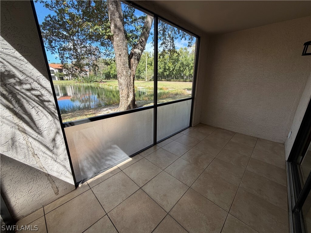 Photo - 2094 Arbour Walk Cir Unidad 3014