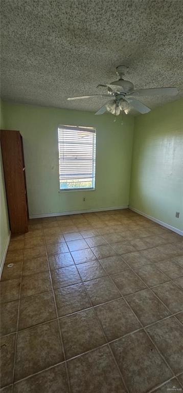 Photo - 10 Richardson Rd