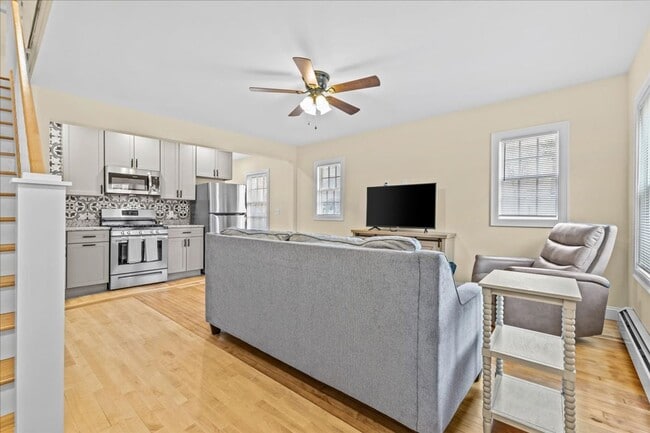 Photo - 416 Pearl St Unit 46 Campus Ct