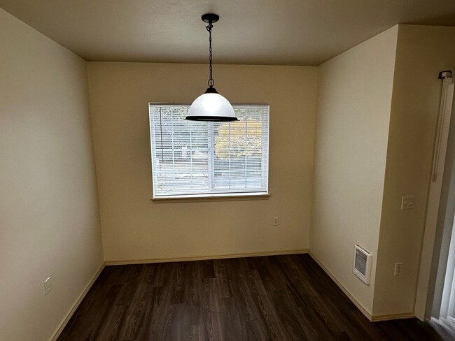 4997 Delight St N Unit 4997-202