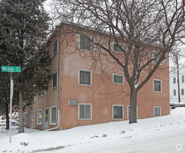 224 Bates Ave