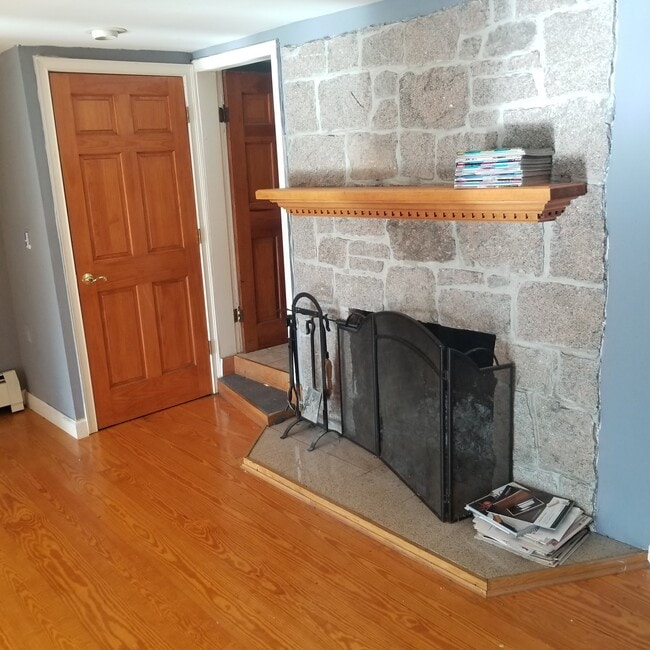 Photo - 220 Shore Dr Unit First floor