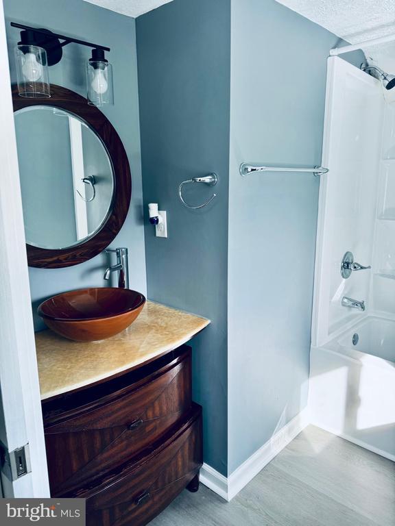 Photo - 3392 N Main St