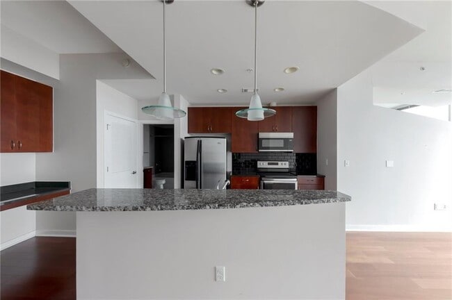 Photo - 400 W Peachtree St NW Unit 3908