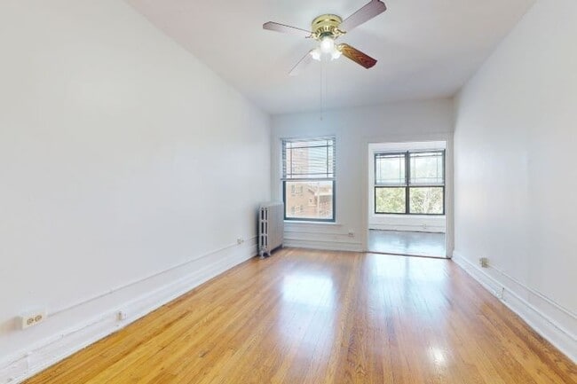 Photo - 5300-5308 S. Greenwood Avenue