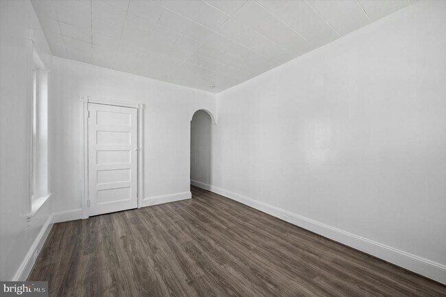 Photo - 4319 Mitchell St