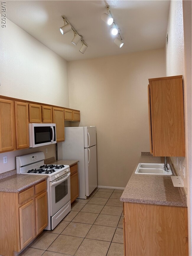 Photo - 3395 Cactus Shadow St Unit 201