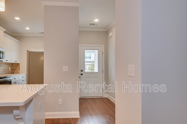 Photo - 5352 Nikki Way