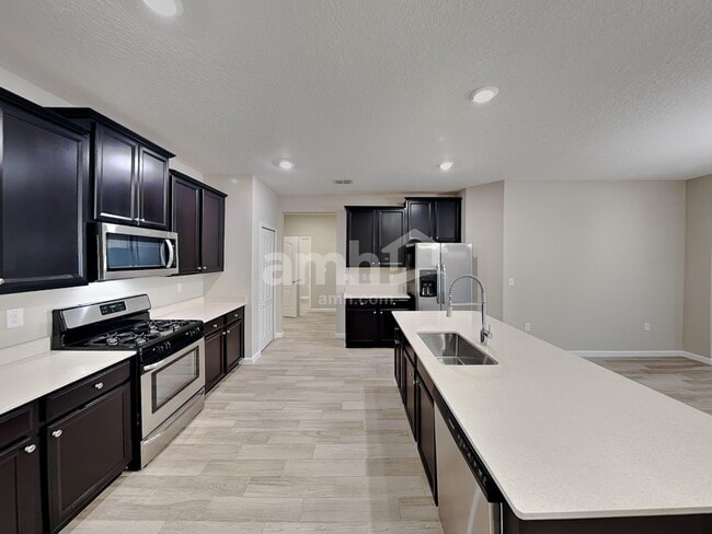 Photo - 37 Trumpco Dr