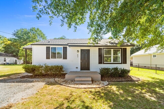 Building Photo - Updated 2 Bed 1 Bath in Coats - Pet Friendly! Rental