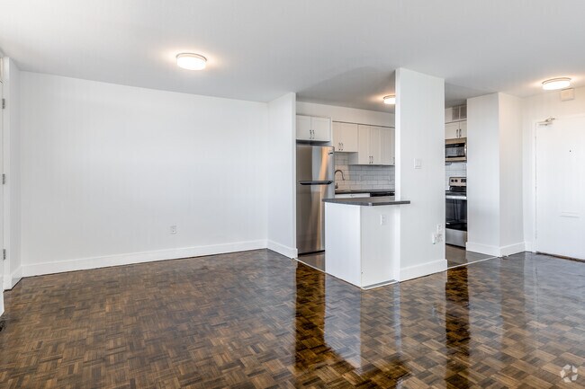 1BR, 1BA - 714SF - Kitchen/Dining Room