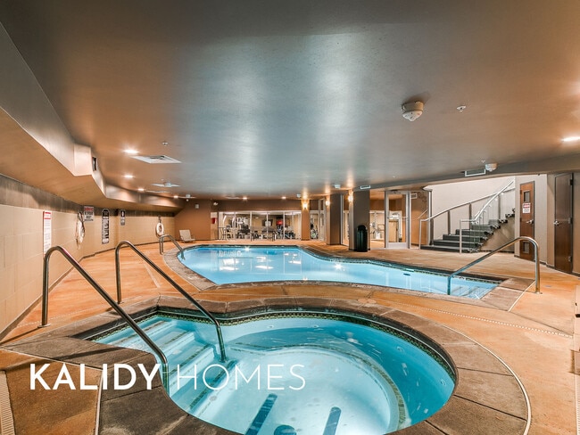 Photo - 5900 Mosteller Dr Unit 164