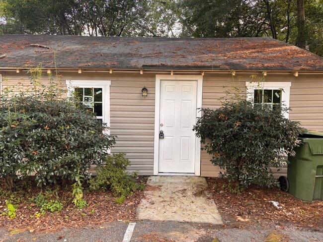 Building Photo - Florence SC 13 Unit 2A