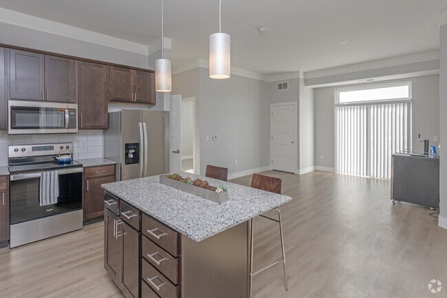 2BR, 2BA, Model - 1,100SF