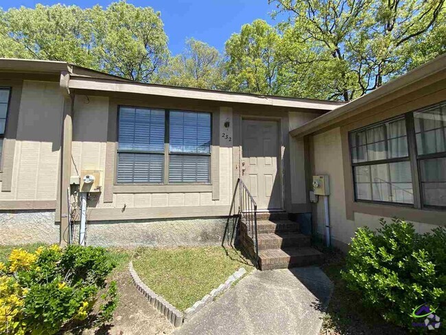 Building Photo - 232 Tallulah Trail Rental