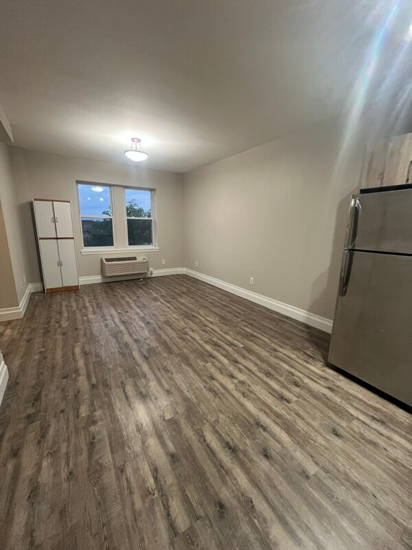 Photo - 106 N Grove St Unit 602