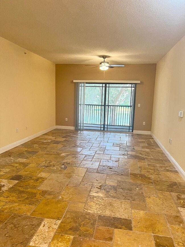 Photo - 3021 Alcazar Pl Unit 205