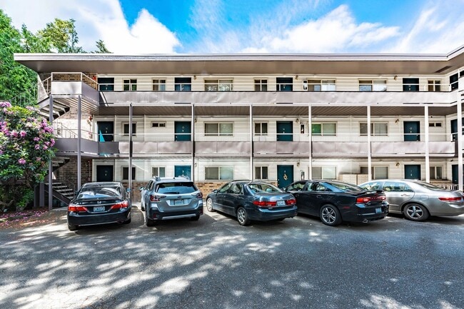 Building Photo - Westwinds Apartments