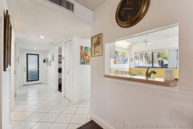 Photo - 15301 Pembridge Ave Unit 43