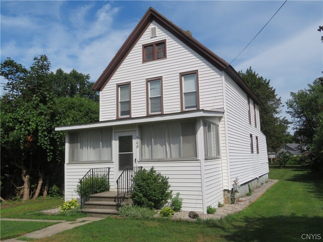 Photo - 308 Hartford Pl