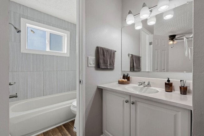 Photo - The Atrium - Beautiful Remodeled Apartments