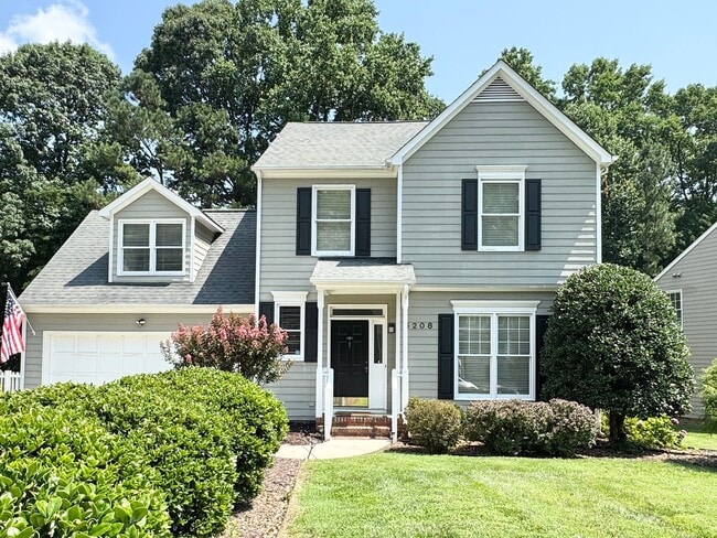 Building Photo - 4 Bedroom On Quiet Cul-De-Sac in Adams Farm - Lawn Care Included!