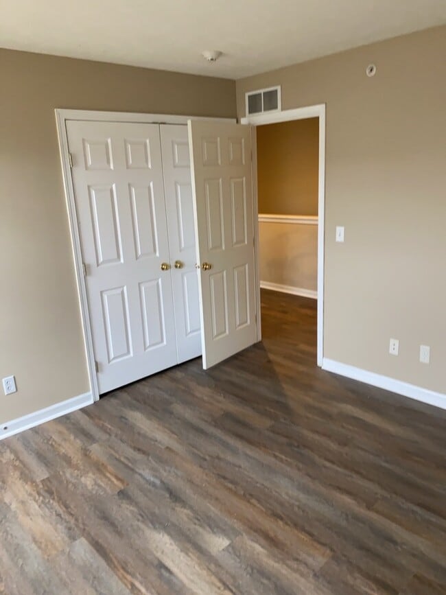 Photo - 2898 Andover Cir