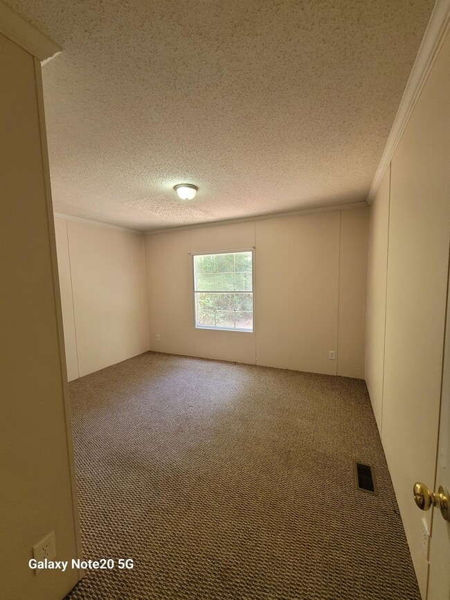 Photo - 3248 Pike Rd