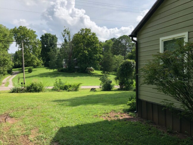 Photo - 7628 Sevierville Pike