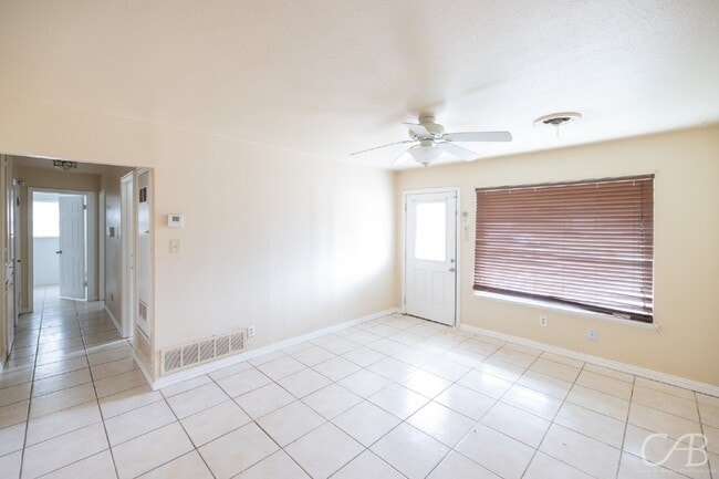 Photo - 2902 Bennett Dr