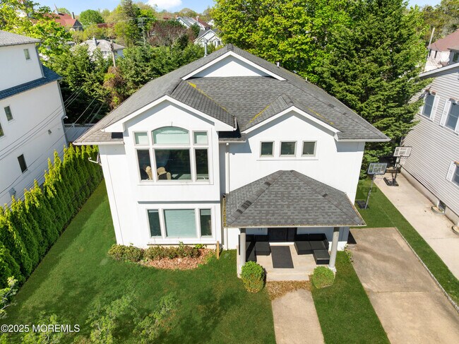 Photo - 230 Norwood Ave