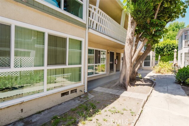 4503 Fulton Ave Unidad B