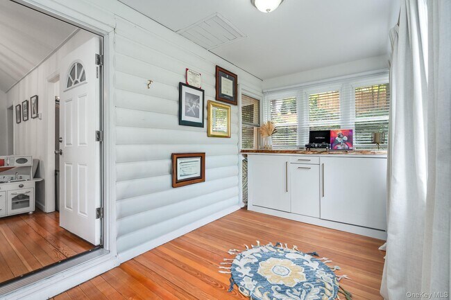 Photo - 14 Sylvan Dr