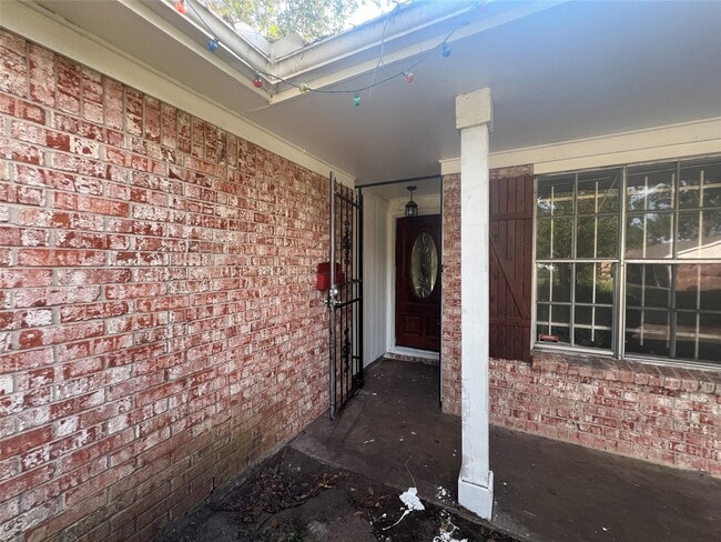 Building Photo - 7214 Redding Rd Rental