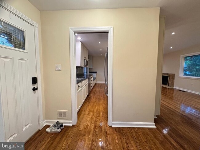 Building Photo - 2612 Sigmona St Rental