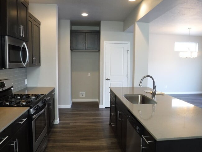 Photo - Beautiful and spacious 4 bed 2.5 bath home in Sovi Sub just off Eagle and Victory