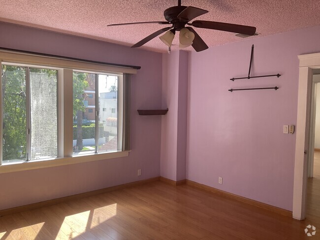 Building Photo - 1815 N Gramercy Pl Rental