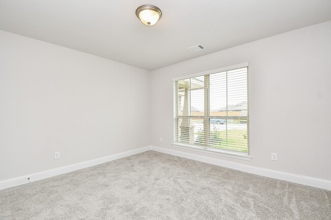 Building Photo - 2700 Diamond Reef Ln