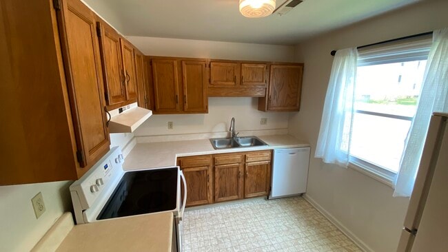 Photo - 703 Montgomery St