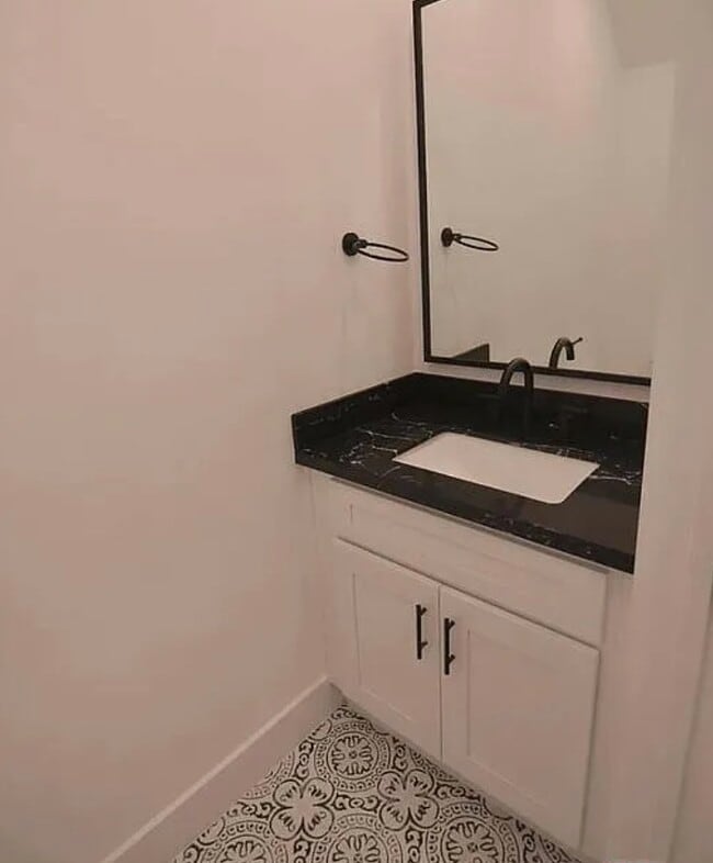 Photo - 1178 Leighton Ave