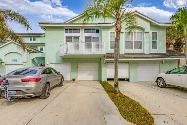 Photo - 207 Mainsail Cir