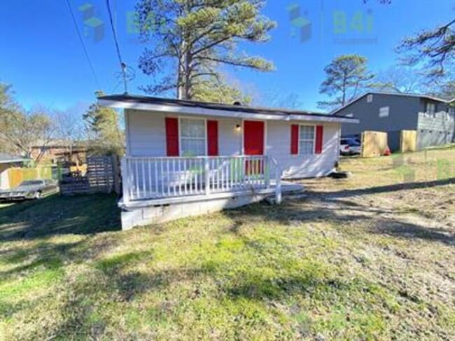 Photo - 8012 Green St