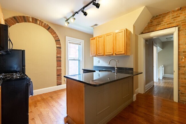 Photo - 92 W 5th Ave Unidad 92 W. 5th Ave Apt. 201