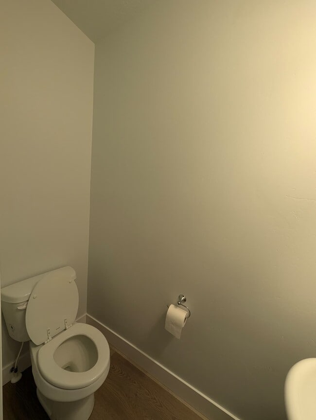 Photo - 2005 N 4040 W