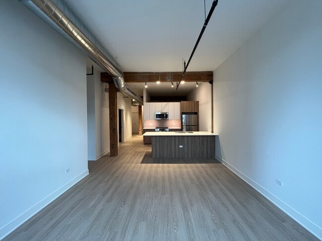 Photo - 1040 W Huron St